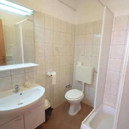 Gogi - One Bedroom A3 Apartman *